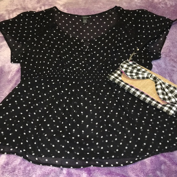 torrid Tops - Torrid black/white sheer polka top sz.3x